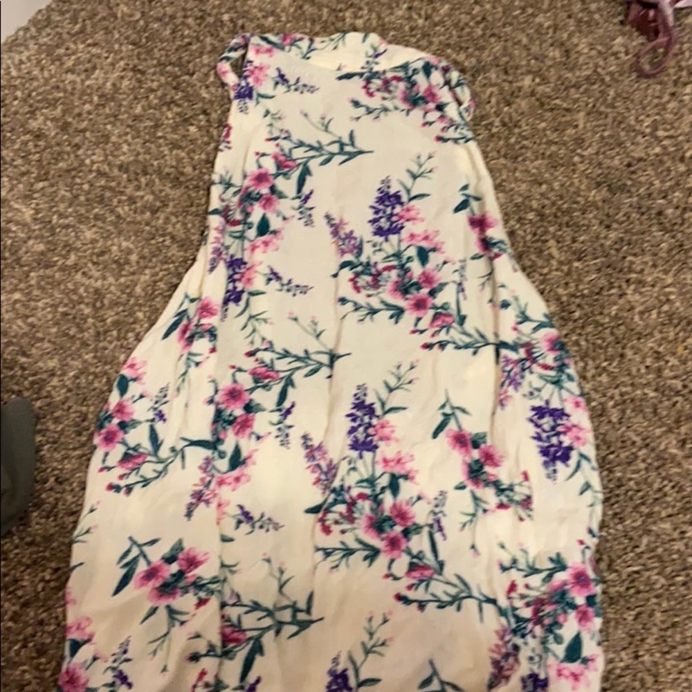 backless blouse